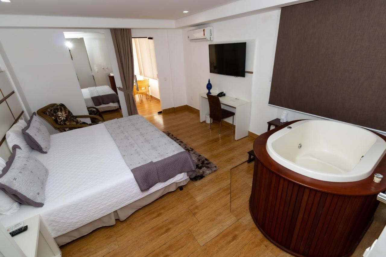 Granlago Hotel Pouso Alegre Exterior photo